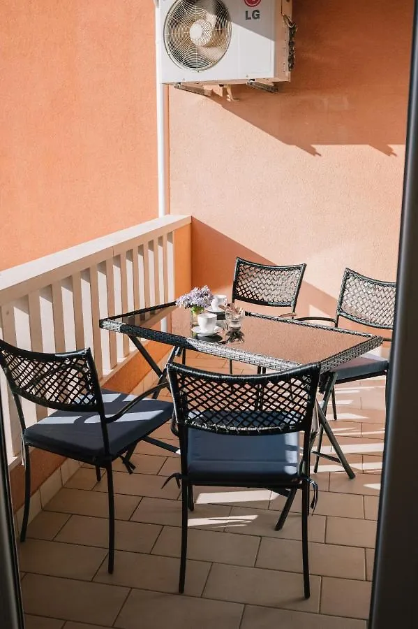 Apartment Apartman Petra Trogir